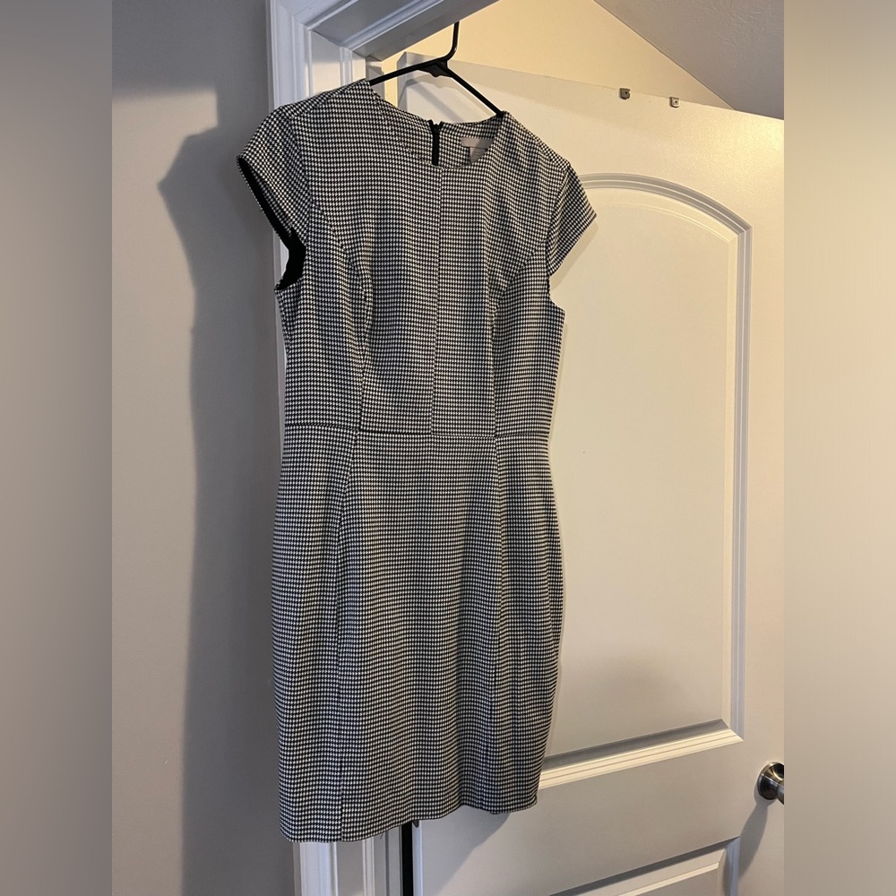 H&M houndstooth dress